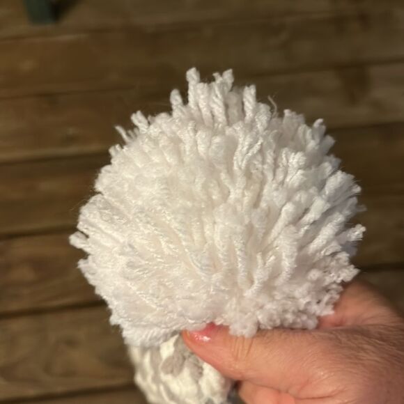 5 for $25 Knitted kids long toboggan - Picture 6 of 8